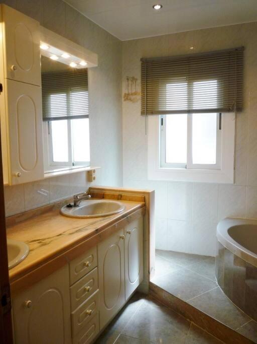 Moderno Apartamento En El Centro Vilanova i la Geltrú Buitenkant foto