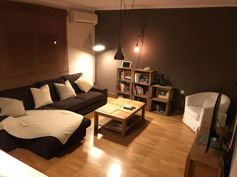 Moderno Apartamento En El Centro Vilanova i la Geltrú Buitenkant foto